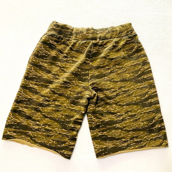 Camouflage Brown Shorts by Alternative - Picture 3 of 4